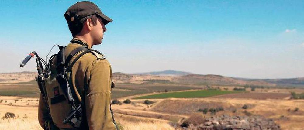 Unter Beobachtung. Es kommt immer wieder vor, dass Geschosse aus Syrien auf den Golanhöhen einschlagen. Israel reagiert in der Regel mit Vergeltungsschlägen.