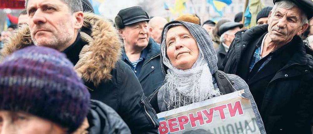 Unterstützung aus Kiew: Rund 2500 Oppositionelle demonstrierten am Sonntag für die Rückkehr des ehemaligen Gouverneurs von Odessa. 