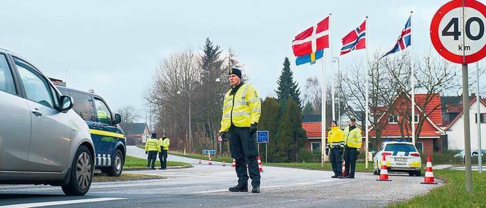 Nach außen rechts, nach innen links. Dänemarks Sozialdemokraten setzen auf strikte Einwanderungspolitik und Grenzkontrollen, wie hier in Harrislee. 