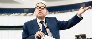 Umstritten. Dem Italiener Pittella droht ein deutscher Gegenkandidat. Foto: M. Cugnot/dpa