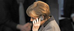Dass das Handy der Kanzlerin möglicherweise abgehört wurde, empört nun auch Unionspolitiker.