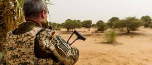 Bundeswehrsoldat auf Patrouille im malischen Gao