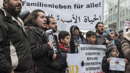 Für die Familie: Protest Geflüchteter vor dem Bundestag während einer Expertenanhörung zum Thema. 