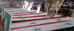 Trauerfeier nach den Anschlägen in Al-Suwaida: Das Morden des IS nimmt kein Ende. 