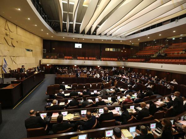 Die Knesset stimmte für die Haushalte 2021 und 2022