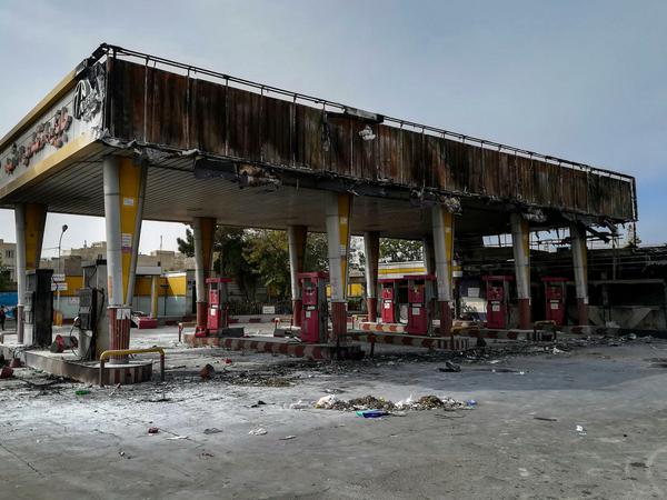 Bei den Protesten gegen Benzinpreiserhöhungen Mitte November kamen viele Menschen ums Leben.