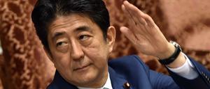 Japans Premierminister Shinzo Abe wird in seiner Rede am Freitag auch das Wort "Entschuldigung" sagen. 