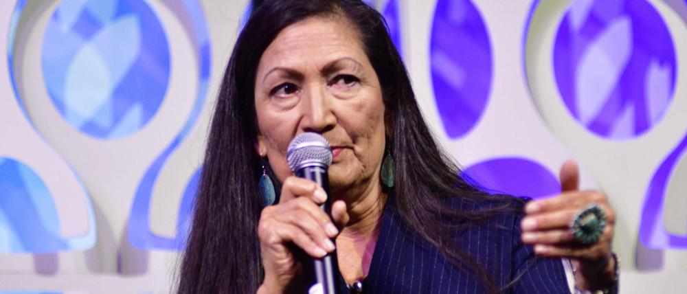 2018 wurde Deb Haaland in den US-Kongress gewählt - als eine der ersten beiden Ureinwohnerinnen.