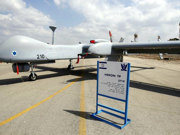 Um ihre Bewaffnung dreht sich der Streit: Drohne vom Typ Heron TP, die in Israel hergestellt wird.