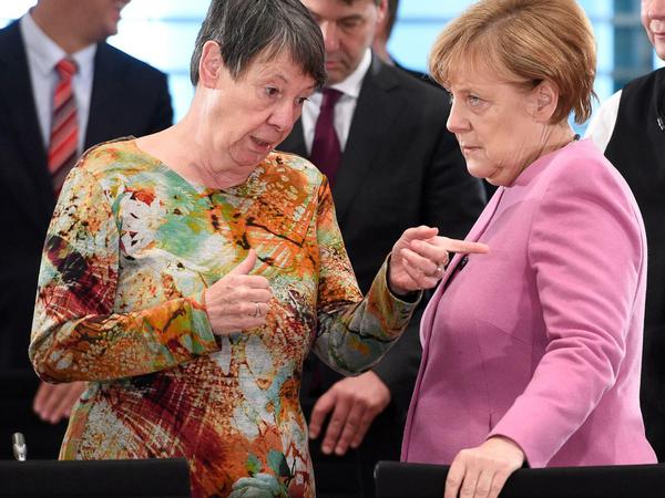 Kompliziertes Gefüge. Bundeskanzlerin Angela Merkel (CDU) und Bundesumweltministerin Barbara Hendricks (SPD) haben sich mit ihrer Regierung auf einen deutschen Klimaschutzplan bis 2015 geeinigt.