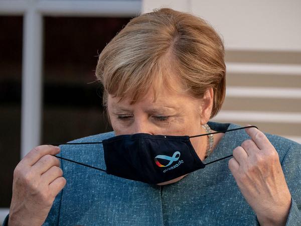 Bundeskanzlerin Angela Merkel (CDU) steht vor schwierigen Bund/Länder-Beratungen: Ob erstes Ziel: wieder mehr Einheitlichkeit bei den Maßnahmen erreichen. 