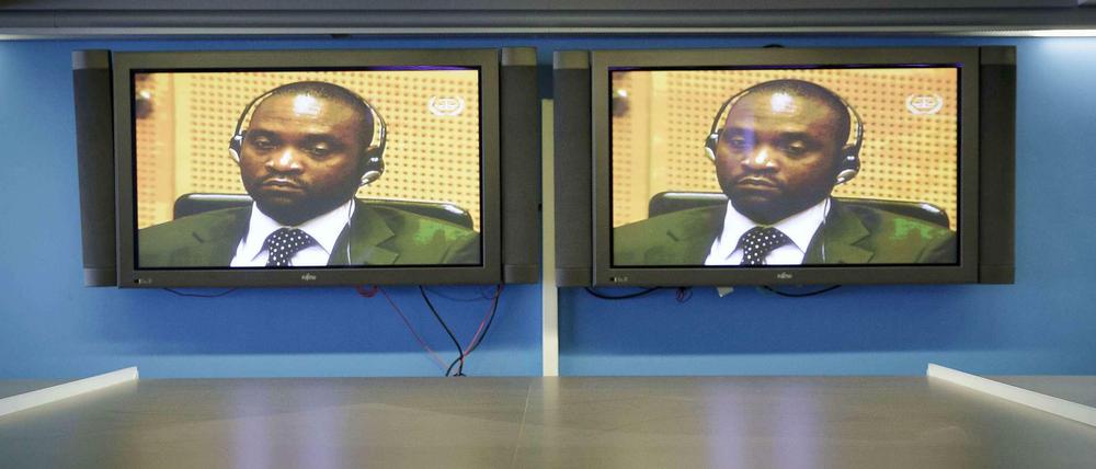 Schuldig. Der kongolesische Milizionär Germain Katanga ist vom Internationalen Strafgerichtshof (IStGH) wegen Beihilfe zu Kriegsverbrechen schuldig gesprochen worden. Das Strafmaß wird erst zu einem späteren Zeitpunkt verkündet. Seit 2005 ist Katanga gefangen, seit 2007 sitzt er in Den Haag ein. 