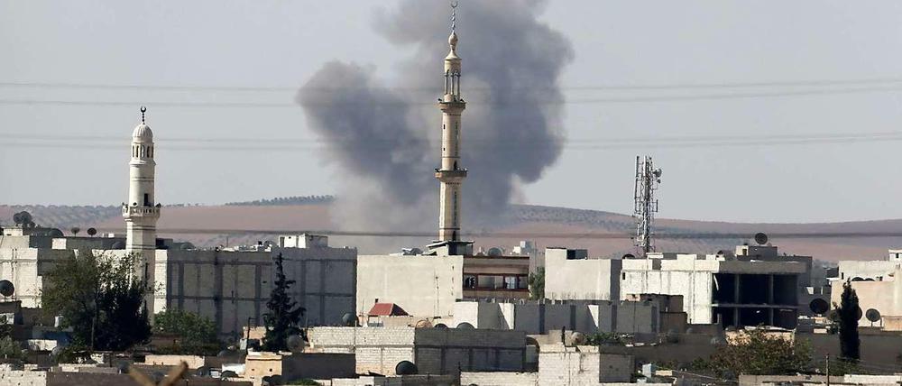 Umkämpfte nordsyrische Stadt Kobane: Der "Islamische Staat" lockt Dschihadisten aus ganz Europa