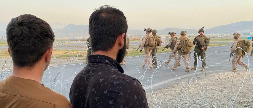 Verheddderte Führungsmacht USA - aber nur die US-Armee ist in der Lage, den Flughafen von Kabul zu sichern. 
