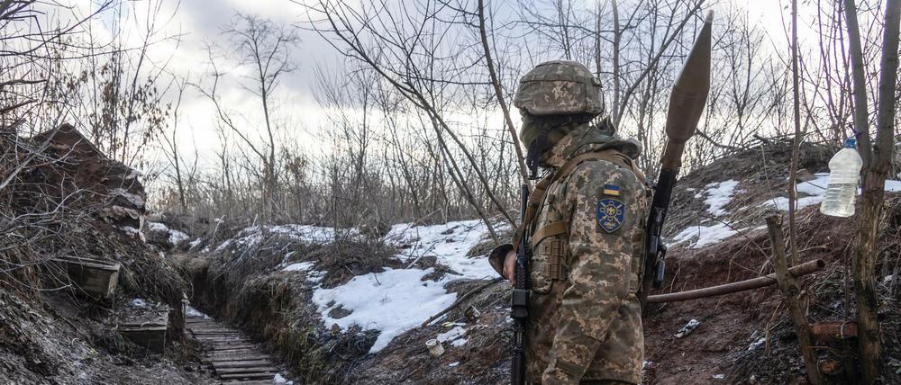 Ein ukrainischer Marinesoldat in der Region Donezk