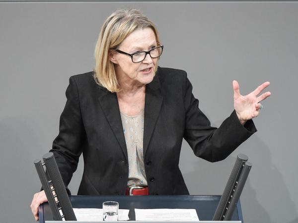 Die Grünen-Abgeordnete Sylvia Kotting-Uhl spricht sich für einen europäischen Atomausstieg aus. 