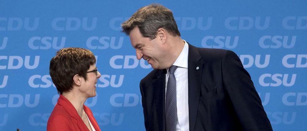 Demonstrative Geschlossenheit zwischen der CDU-Chefin und dem CSU-Chef