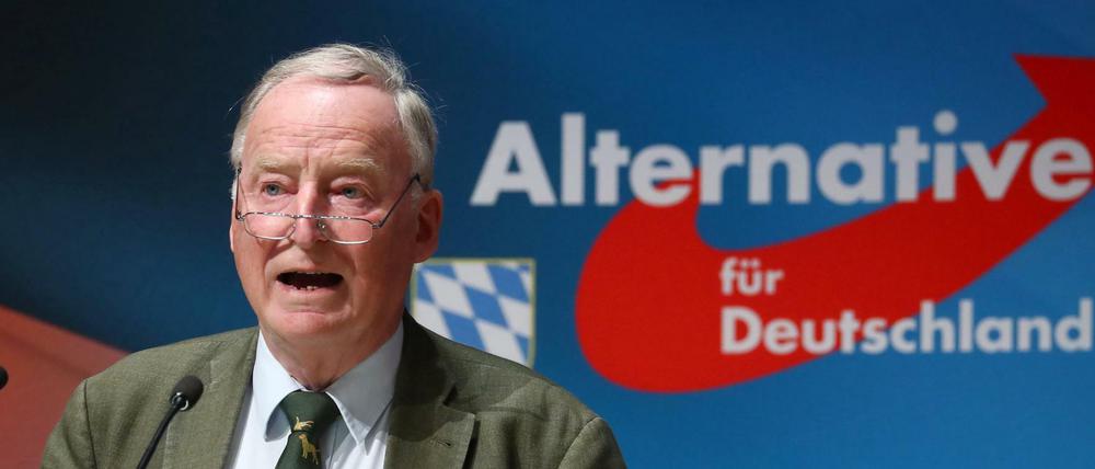  Alexander Gauland, Partei- und Fraktionsvorsitzender der AfD im Bundestag, spricht während des Landesparteitags der AfD Bayern am 9. Juni.