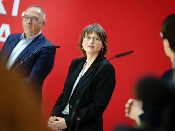 SPD-Trio ohne Kanzlerkandidat: Parteichef Norbert Walter-Borjans, Spitzenkandidatin Katja Pähle und Parteichefin Saskia Esken (von links nach rechts).