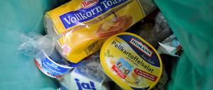 Viele Millionen Tonnen Lebensmittel landen jährlich in Deutschland im Müll. 