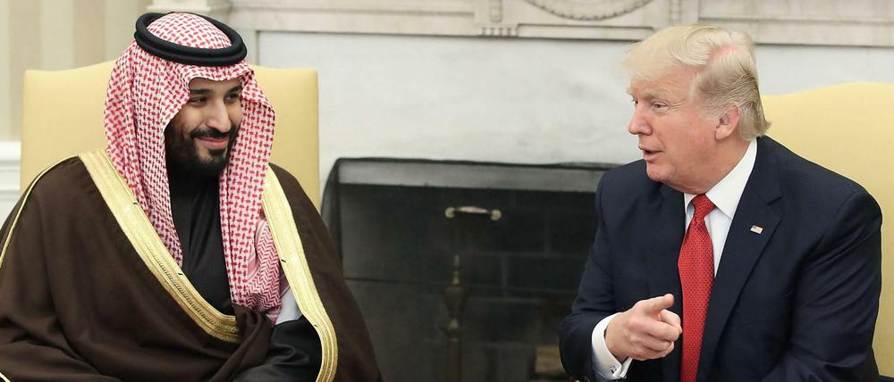 Kronprinz bin Salman mit dem amerikanischen Präsidenten Donald Trump bei einem Besuch im Weißen Haus.