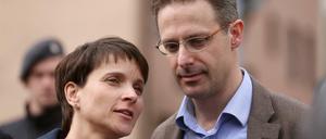 Schwerer Stand: Die AfD-Vorsitzende Frauke Petry und ihr Ehemann Marcus Pretzell