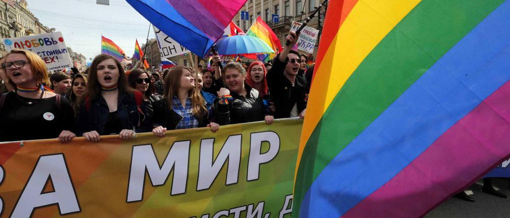 Die getötete Aktivistin Jelena Grigoryewa hatte sich für die Rechte von Lesben, Schwulen, Bi- und Transsexuellen in Russland eingesetzt.