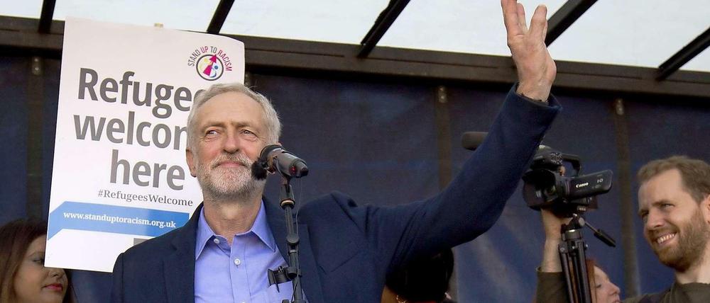 Jeremy Corbyn nach seiner Wahl zum neuen Chef der britischen Labour Party.