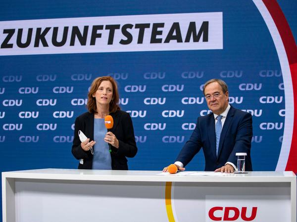 Karin Prien und Armin Laschet bei der Vorstellung des Unions-Zukunftsteams