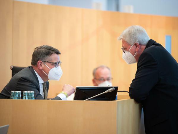 Schichtwechsel im Landtag in Wiesbaden. Boris Rhein (l.) will Volker Bouffier beerben. 