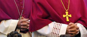 Der Vatikan soll seine Archive öffnen und Daten sexueller Straftäter veröffentlichen, fordern Kläger in den USA. 