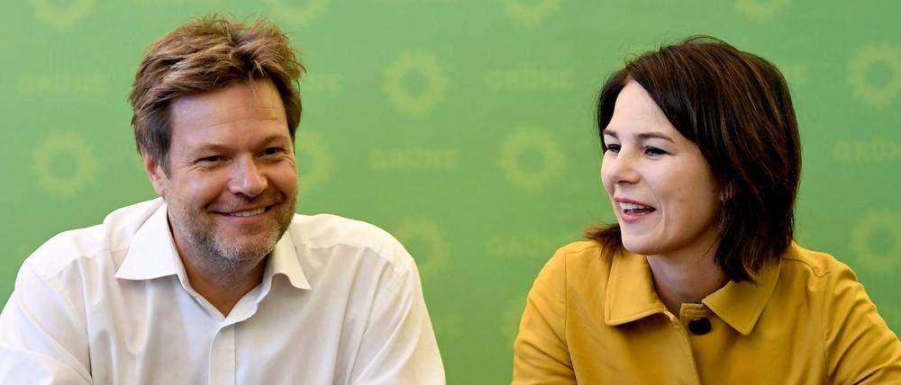 Die Grünen-Vorsitzenden Robert Habeck und Annalena Baerbock wollen raus aus der grünen Nische