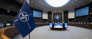 Blick auf den Saal im neuen Gebäude des Nato-Hauptquartiers in Brüssel, in dem am 11. und 12. Juli der Gipfel stattfindet. 