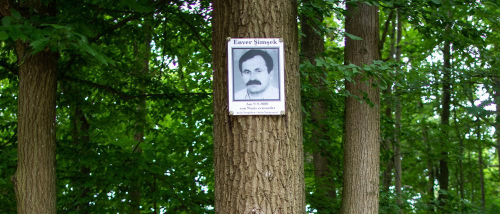 Eine Gedenktafel in Nürnberg erinnert an Enver Şimşek.