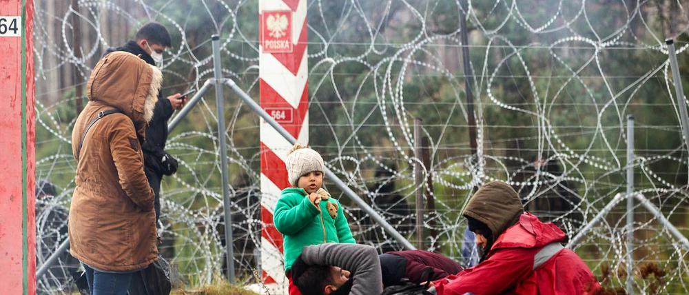 Migranten an Grenze zwischen Belarus und Polen 