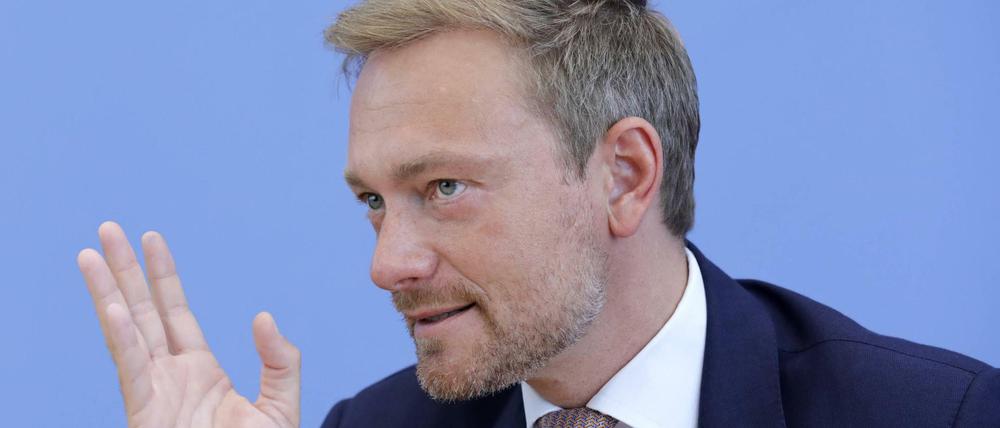 Christian Lindner (39) ist seit Dezember 2013 FDP-Chef.