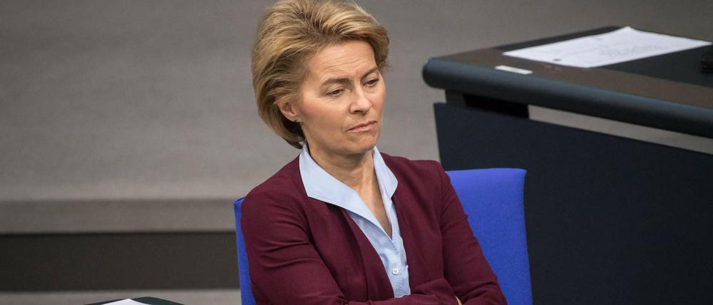Bundesverteidigungsministerin Ursula von der Leyen bei einer Sitzung des Deutschen Bundestags. (Archivbild)