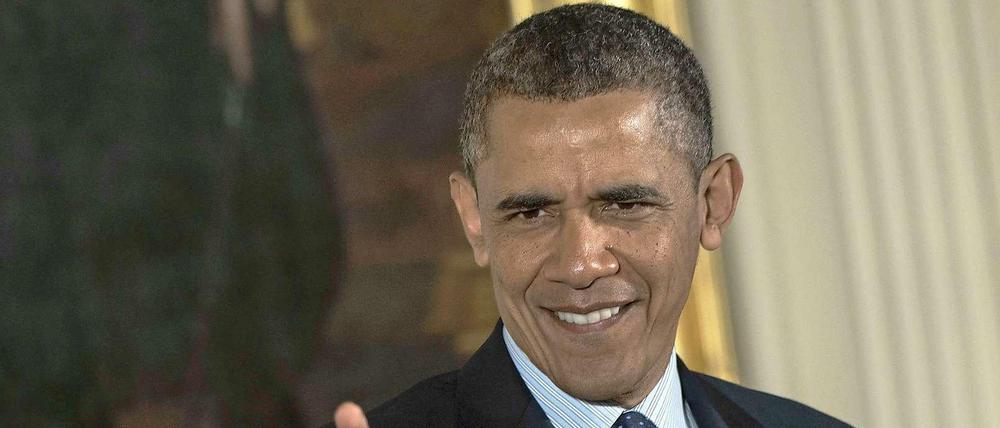 Am Donnerstag kündigte Obama an, dass er 20 000 Dollar – fünf Prozent seines Jahresgehalts von 400 000 Dollar – an die Staatskasse zurückgeben wolle.
