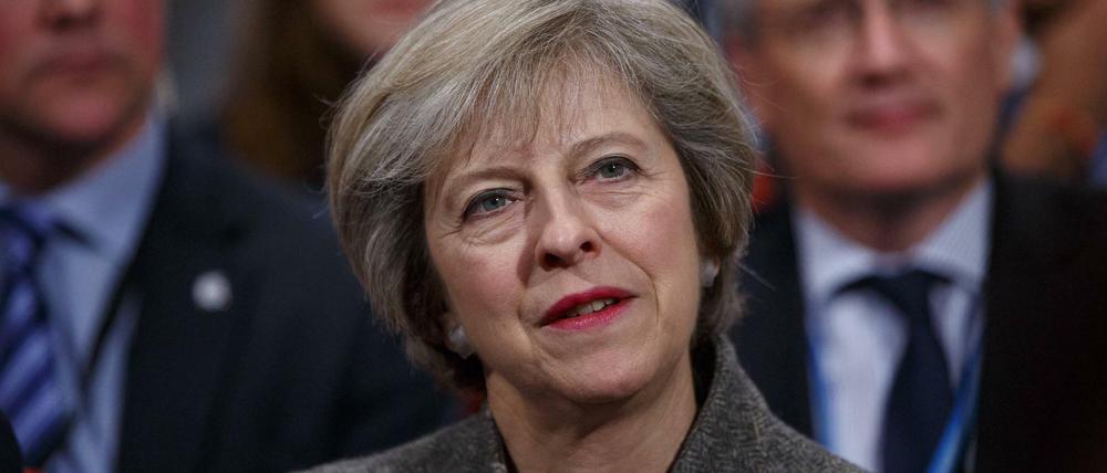 Die britische Regierungschefin Theresa May hat Klarheit für den Zeitplan beim Brexit geschaffen.