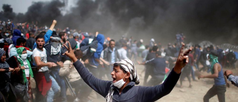 Bei Protesten im Gazastreifen wurden am Freitag Dutzende Menschen verletzt.