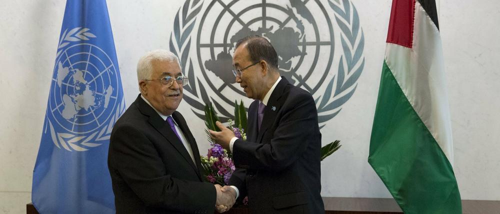 Gespräche in New York. Palästinenserpräsident Mahmud Abbas (links) mit UN-Generalsekretär Ban Ki Moon.