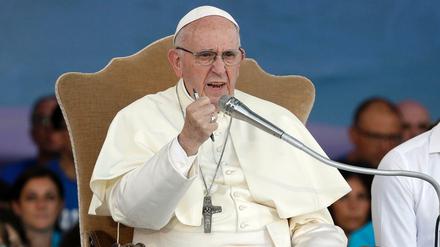 Papst Franziskus ist mit einer schweren Krise der Kirche konfrontiert.