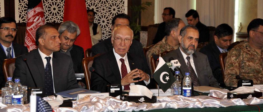 Delegationen aus Afghanistan, Pakistan, China und den USA verhandeln in Islamabad im Vorfeld zu geplanten Friedensgesprächen mit den Taliban.