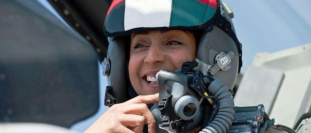 Die 35-jährige Mariam al Mansuri leitete eine Fliegerstaffel gegen den "Islamischen Staat".