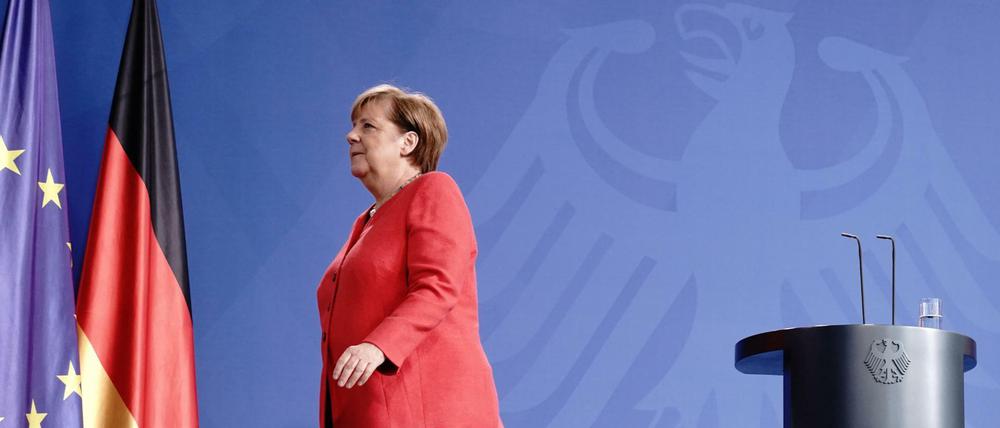 Bundeskanzlerin Angela Merkel soll sich während der deutschen EU-Ratspräsidentschaft für das neue Gesetz stark machen, fordern Abgeordnete.