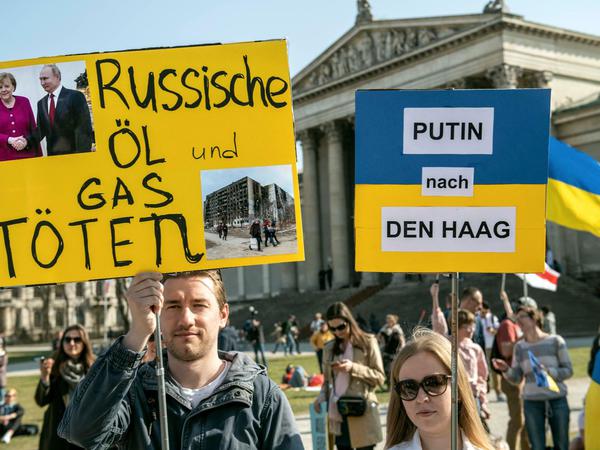 Proteste gegen Energie-Lieferungen aus Russland. 