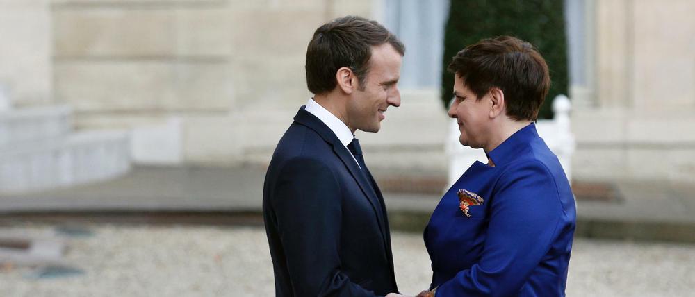 Der französische Präsident Emmanuel Macron und Polens Regierungschefin Beata Szydlo am Donnerstag in Paris.