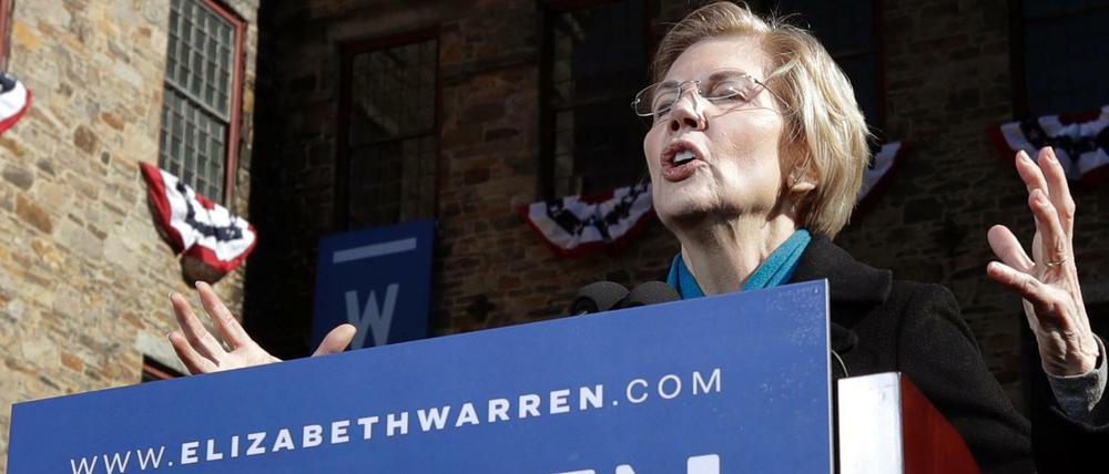 Elizabeth Warren spricht während einer Veranstaltung zu ihrer Präsidentschaftskandidatur.