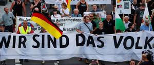 Eine Demonstration der rechtsextremen "Pro Chemnitz"-Bewegung im August 2019 in Chemnitz.