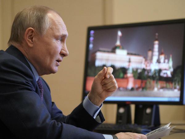 Der russische Präsident Wladimir Putin nutzt "Sputnik" für seine internationale Diplomatie.